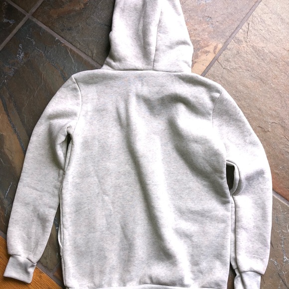 Women’s Stylish Grey Hoodie with Brass Accents - Picture 5 of 7